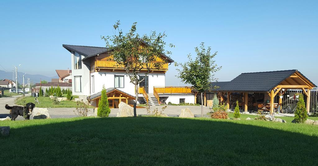 Villa Swiss Сэчеле Экстерьер фото