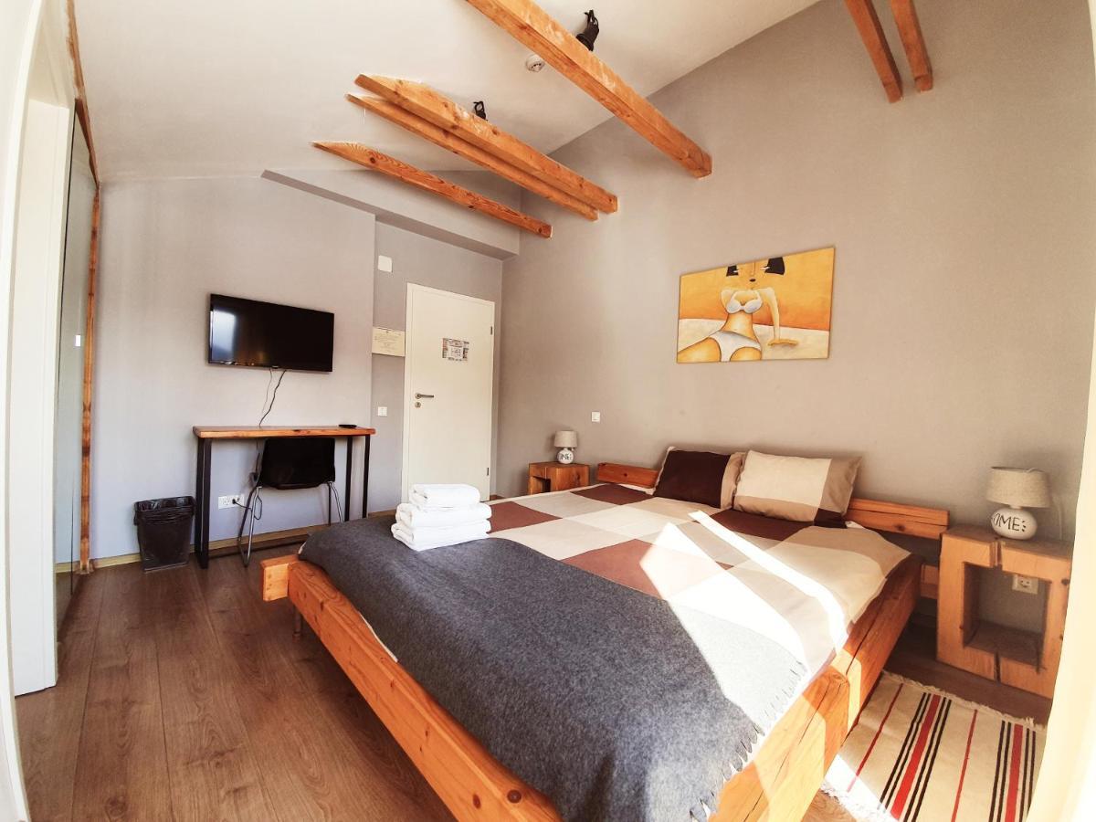 Villa Swiss Сэчеле Экстерьер фото