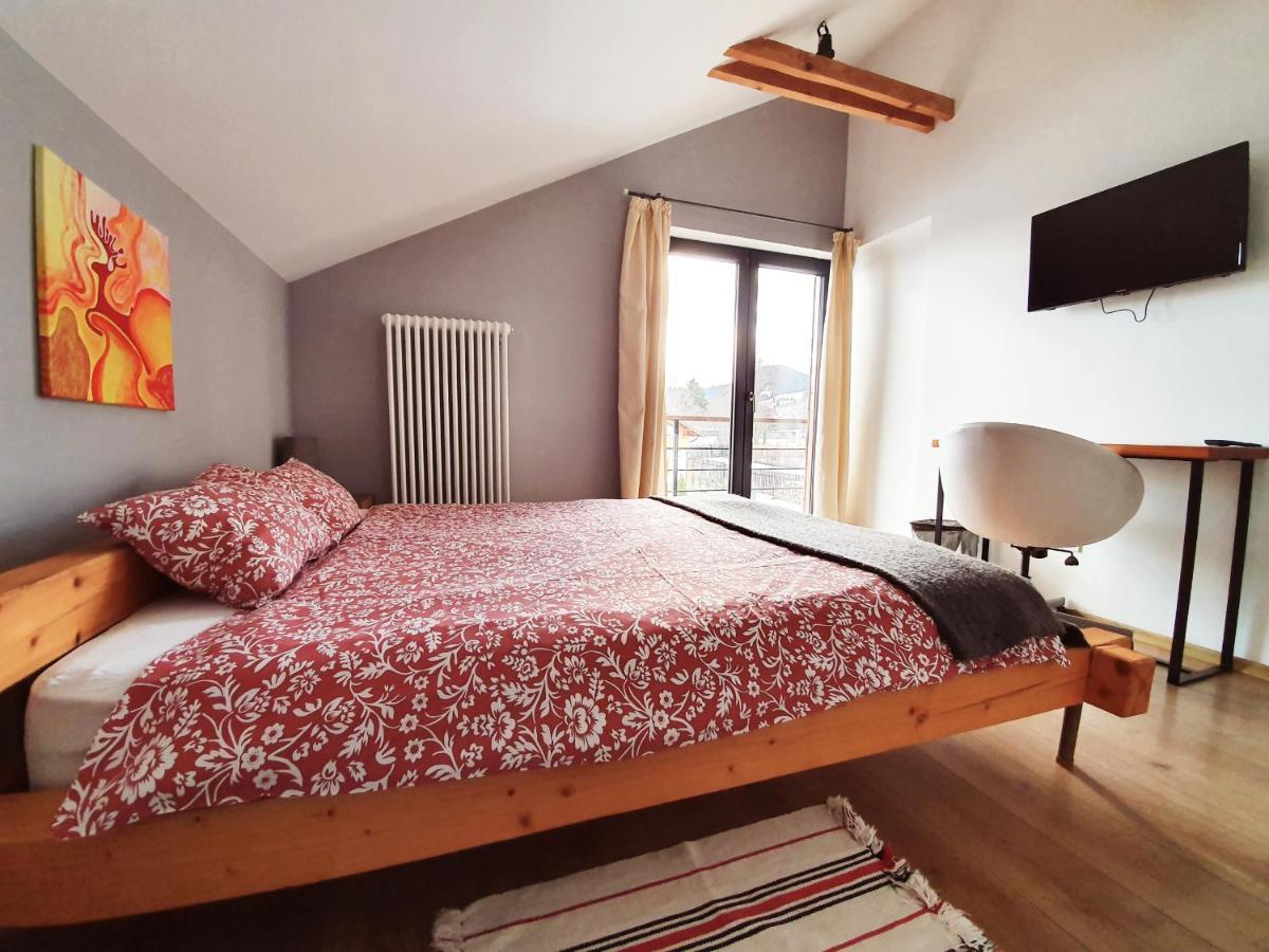 Villa Swiss Сэчеле Экстерьер фото