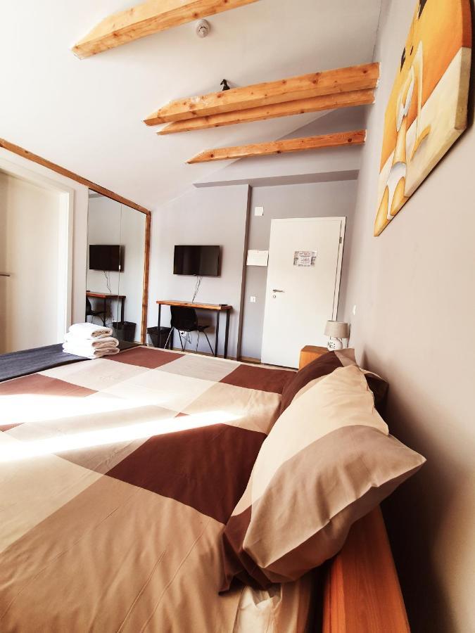 Villa Swiss Сэчеле Экстерьер фото